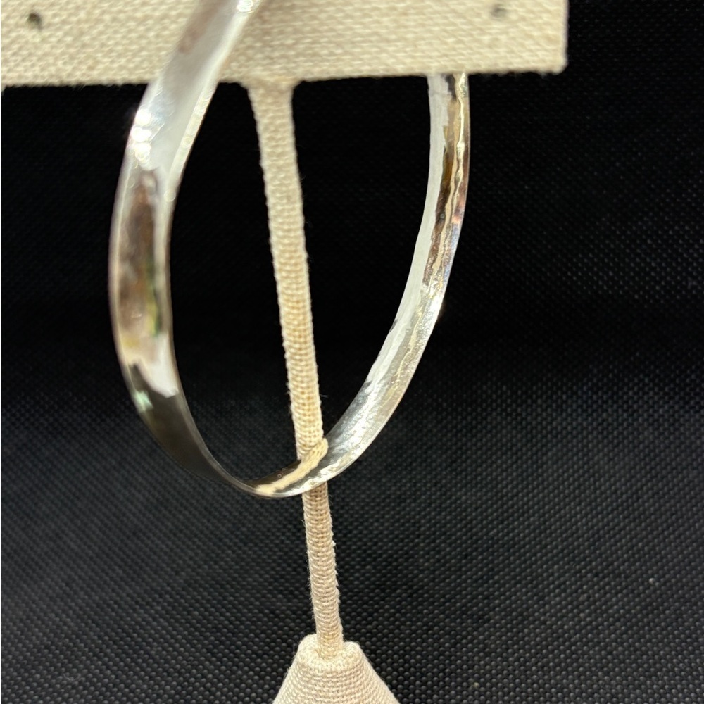 Single Concave Sterling Silver Hand-Hammered Bangle Bracelet
